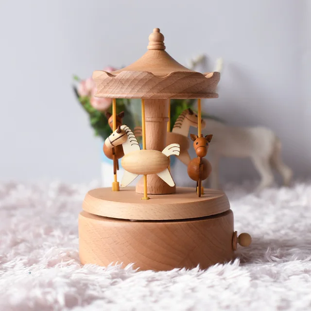 Carousel with dancing horses - The city of the sky tune - Music box