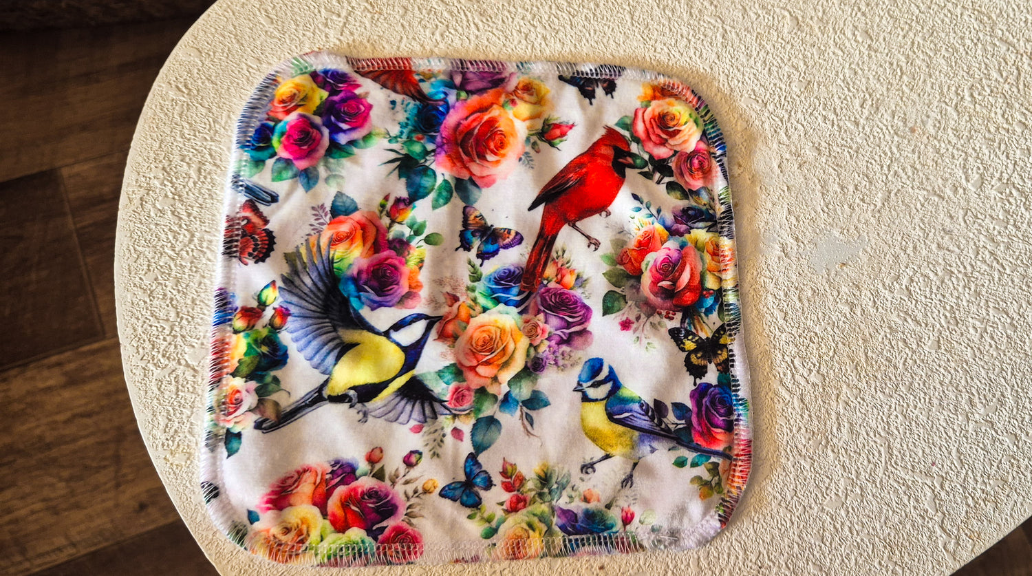 Rosey Feathers 5pk Cloth Wipes