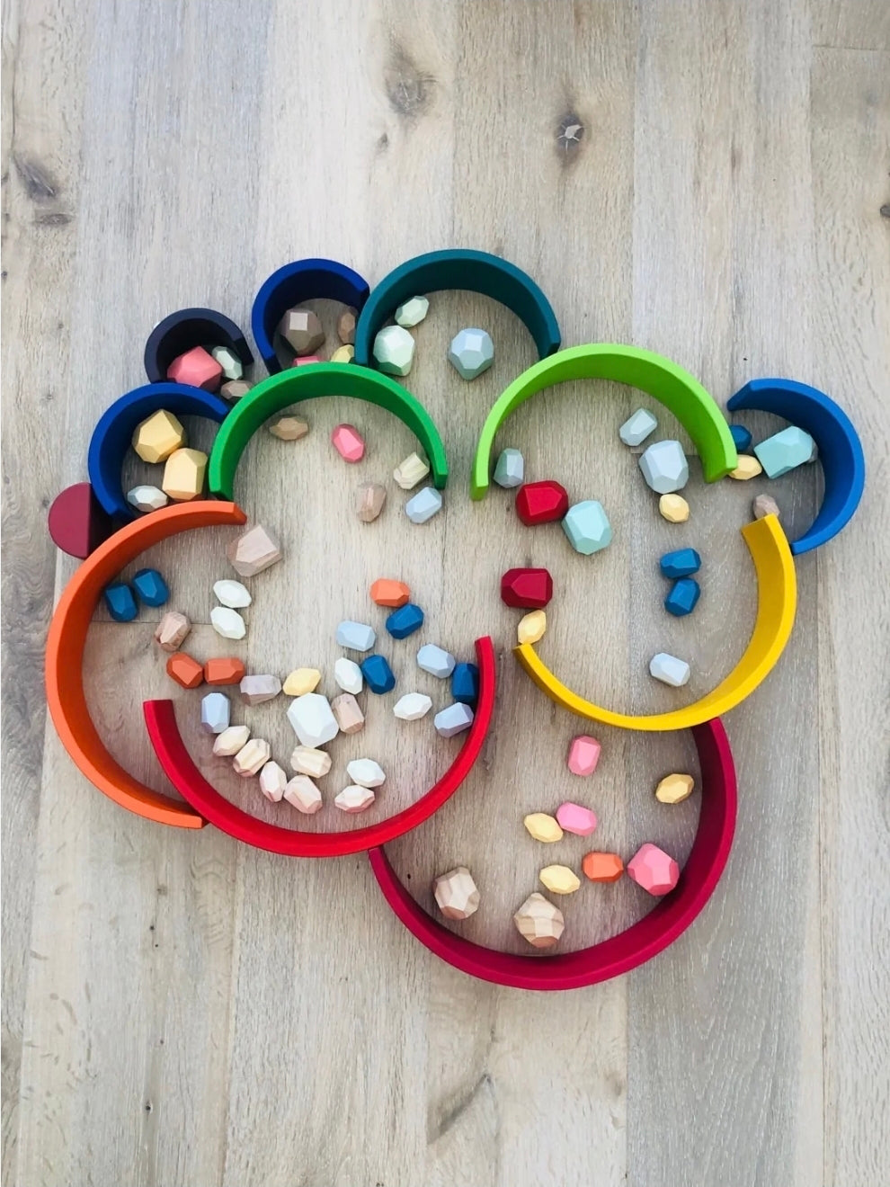 Wooden gem stones (36pc)