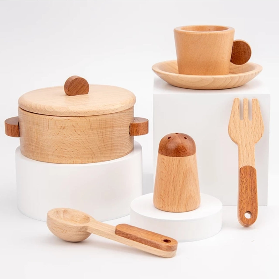 Wooden Pots & Pans (15pc)