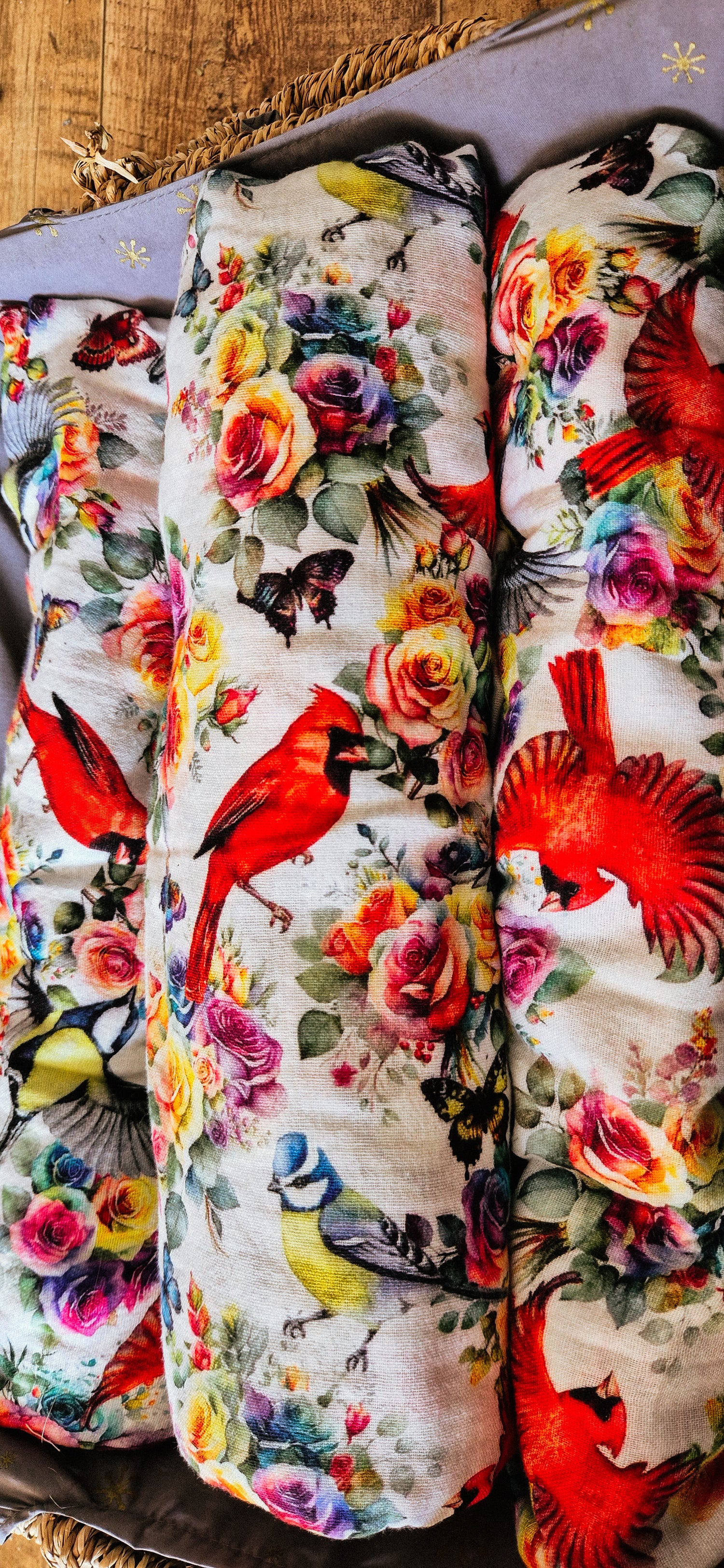 Rosey Feathers Swaddle