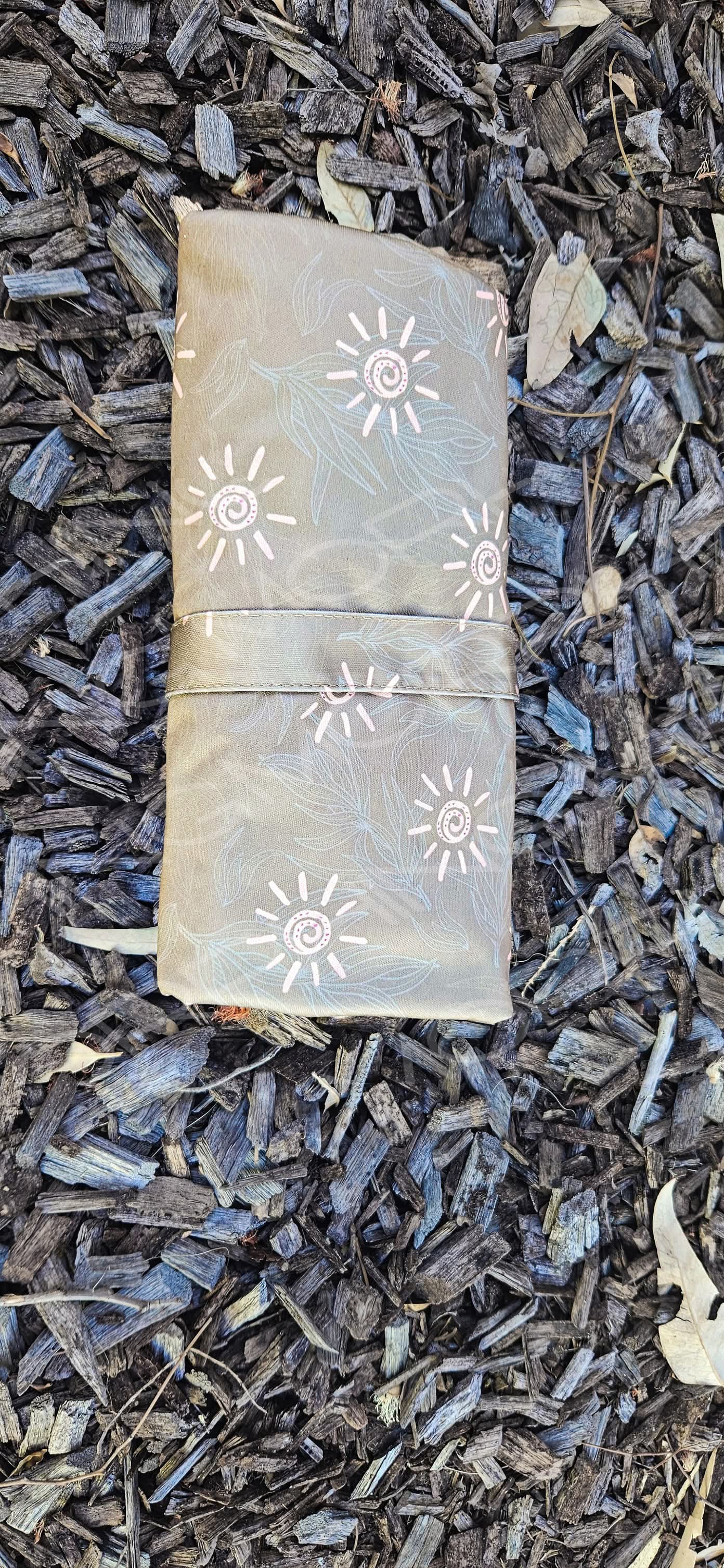 Sunwhere to Hide Large Change mat