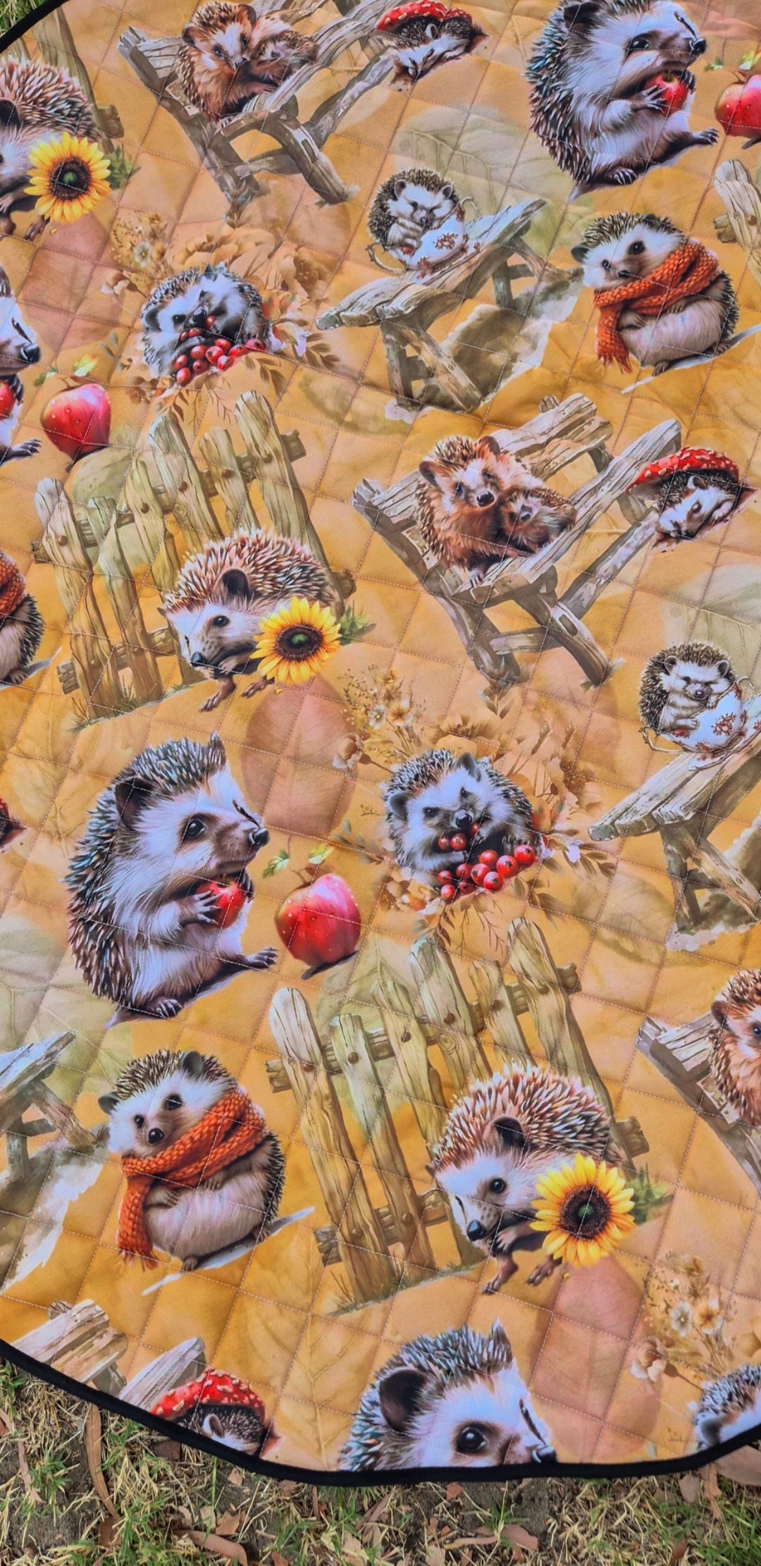 Spiked &amp; Dandy Plush Mat