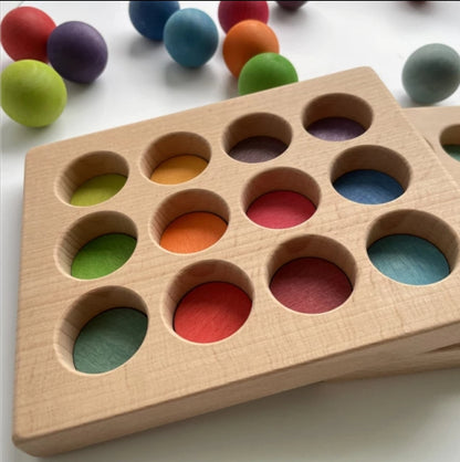 Morphing- Rainbow Peg Dolls in sorting tray