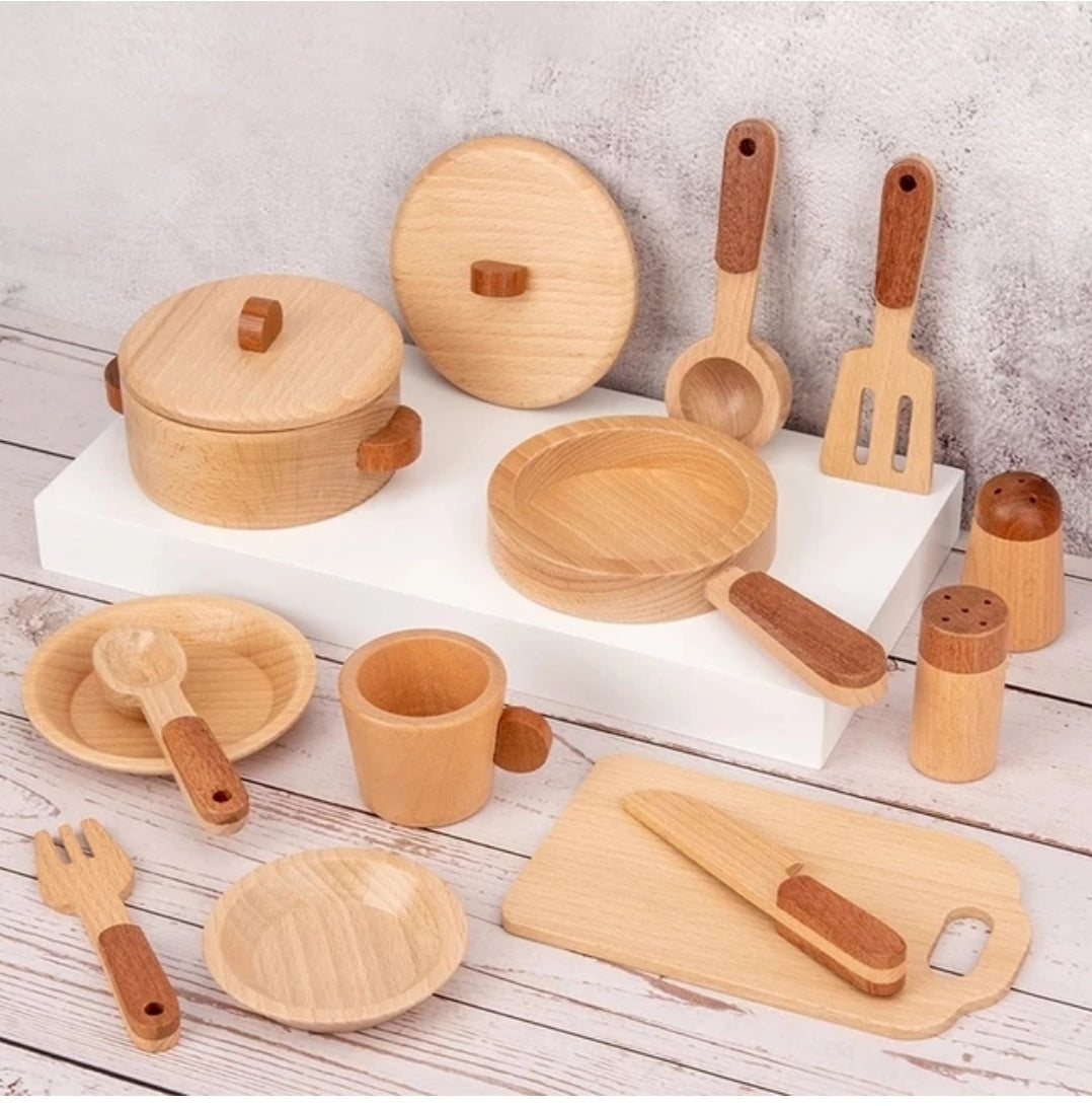 Wooden Pots & Pans (15pc)